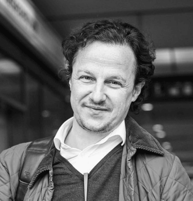 Expert Profile Pictrue